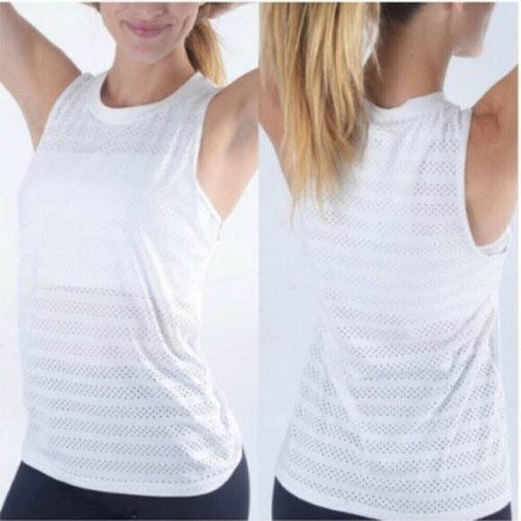 ZYIA Active Women Size XS White Perforated Crewneck Athletic Tank Pullover Top - Picture 2 of 16